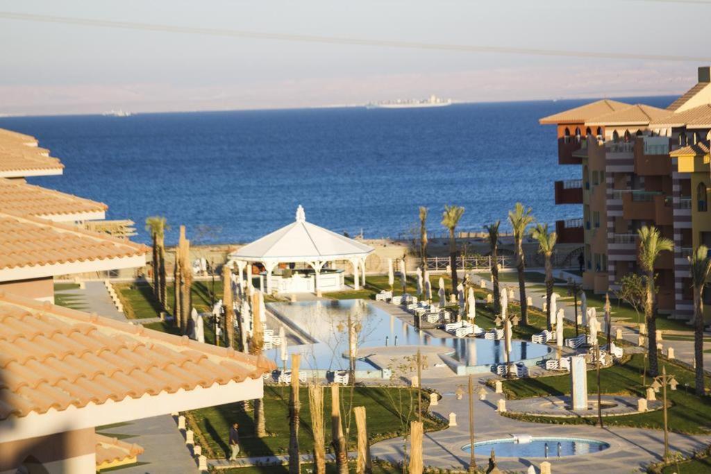 Porto South Beach By Amer Group - Families Only Ain Sukhna Exteriör bild